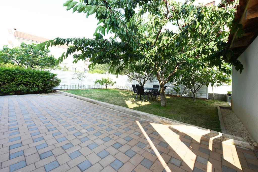 Apartments Rusula Zadar Exterior photo
